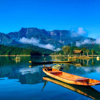 成都+瓦屋山风景区+乐山大佛+峨眉山5日4晚私家团 成都+瓦屋山风景区+乐山大佛+峨眉山5日4晚私家团