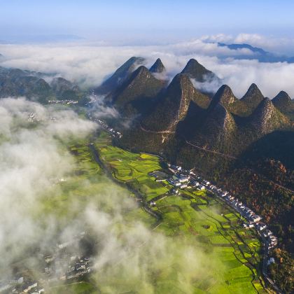 贵州贵阳+黄果树景区+乌蒙大草原+万峰林景区+马岭河峡谷景区5日4晚拼小团 贵州贵阳+黄果树景区+乌蒙大草原+万峰林景区+马岭河峡谷景区5日4晚拼小团