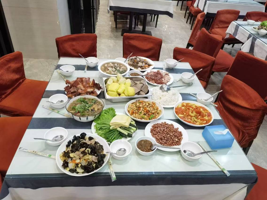 葫芦岛嘉逸酒店(葫芦岛火车站店)图片