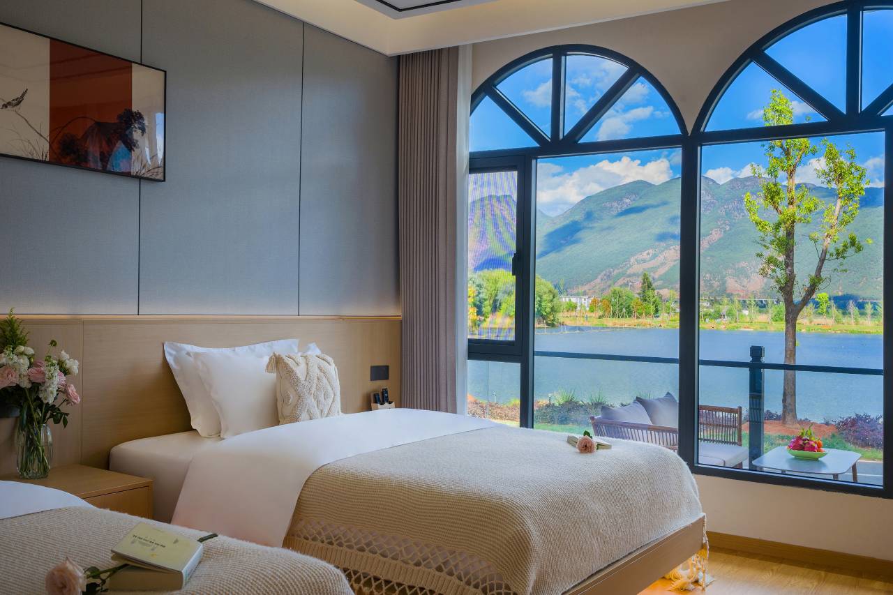 水泽缘Lakeview·云栖湖畔丨白族美学观景民宿(三义国际机场店)图片