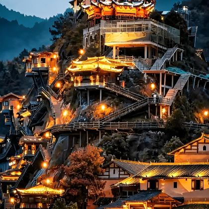 江西南昌+三清山风景区+望仙谷+婺源+景德镇+庐山风景名胜区5日4晚跟团游 江西南昌+三清山风景区+望仙谷+婺源+景德镇+庐山风景名胜区5日4晚跟团游