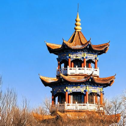 兰西锡伯民族博物馆+日月湖公园+绥化兰西黄崖子关东民俗旅游文化村3日2晚私家团 兰西锡伯民族博物馆+日月湖公园+绥化兰西黄崖子关东民俗旅游文化村3日2晚私家团