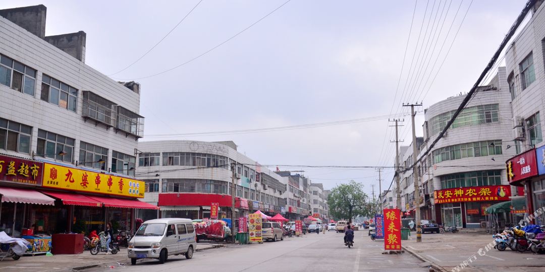 地址(位置,怎么去,怎么走):  山东省泰安市肥城市刘庄大街老槐树65m