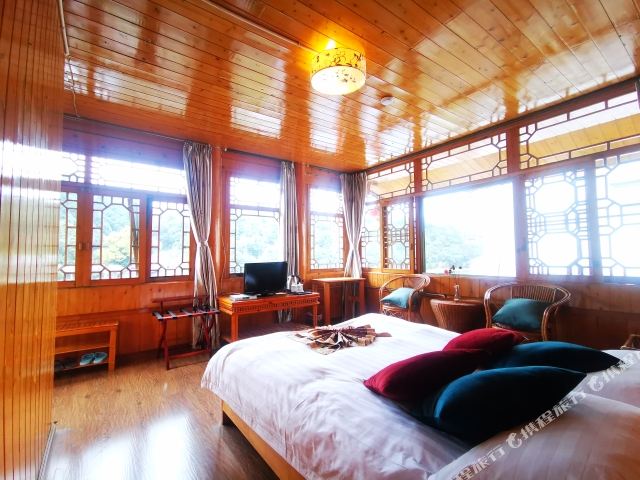 花筑奢腾冲和顺云海时间温泉度假民宿
