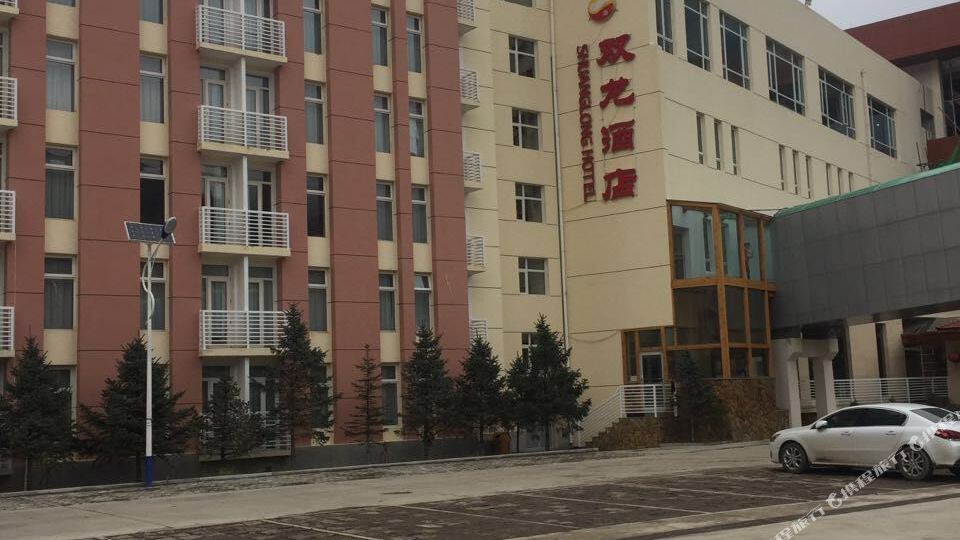 双龙酒店(张家口崇礼区)