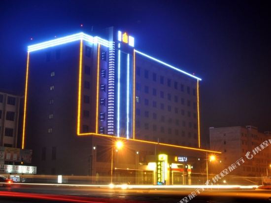 山水酒店价格贵吗 20040o000000ekvxa1879_R_550_412.jpg