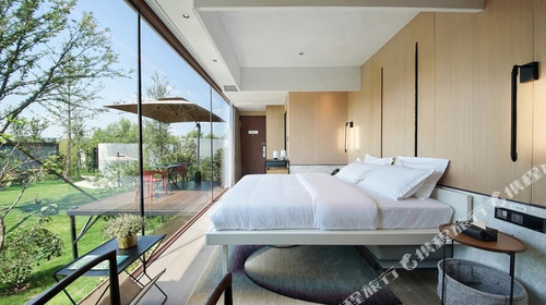 亲爱的客栈2同款!地球仓酒店(长沙洋湖湿地公