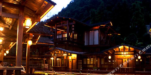 绥阳十二背后双河客栈3晚+十二背后地下裂缝