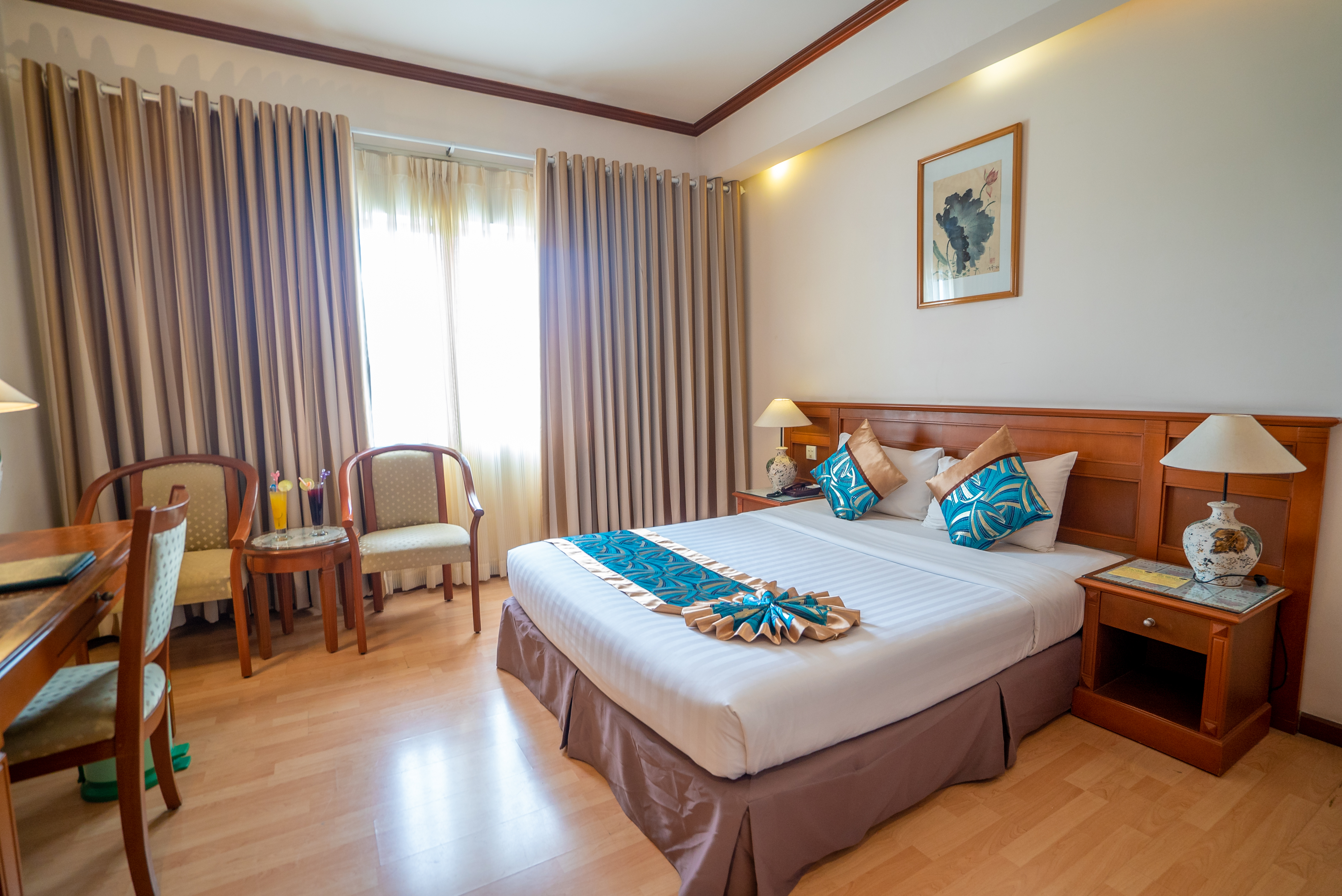 Saigon Hotel-Ho Chi City Updated 2022 Room & Deals | Trip.com
