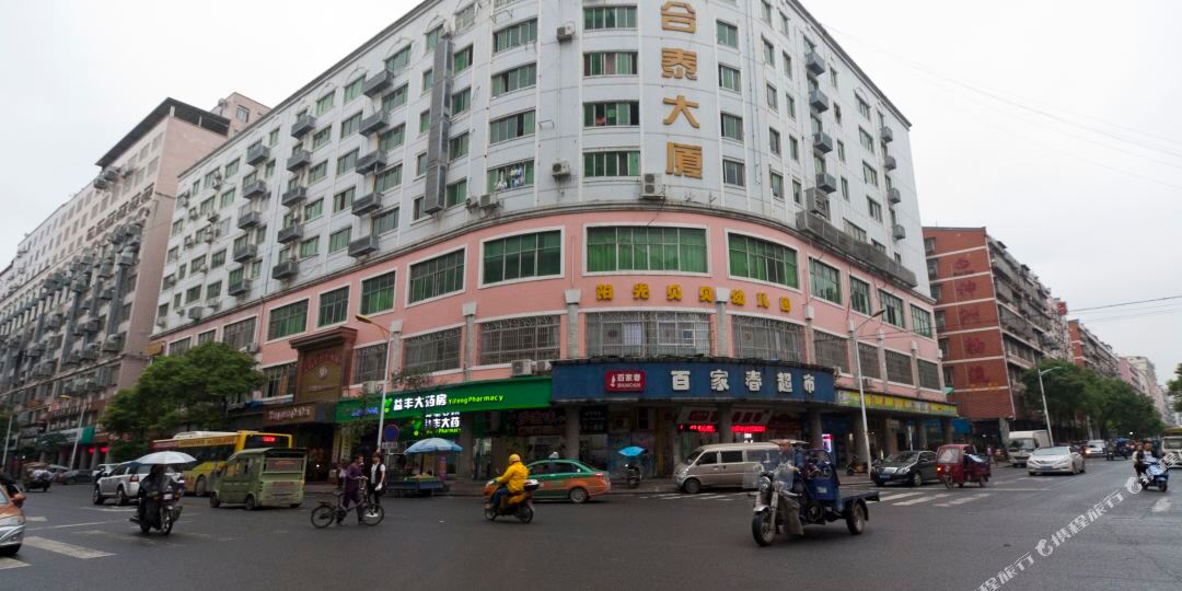 oyo万喜登酒店(亚泰时代广场店)
