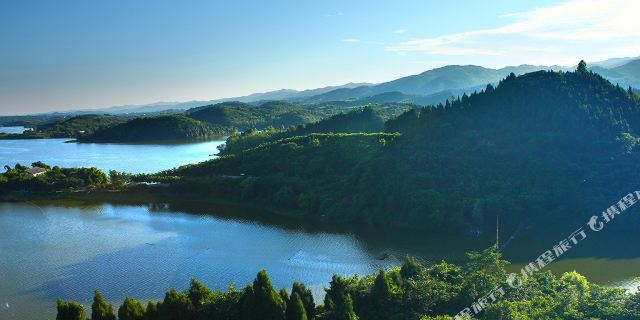 简阳三岔湖长岛天堂洲际酒店1晚+双早+天堂岛