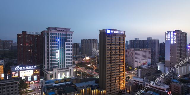 西安新兴温德姆酒店3晚+陕西历史博物馆门票·【通化门地铁站口,五星级“Days Inn”豪华酒店】-【携程自由行景酒套餐】