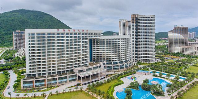 阳江南海湾大酒店1晚,坐拥十里银滩一线海景,出门就是海滩!