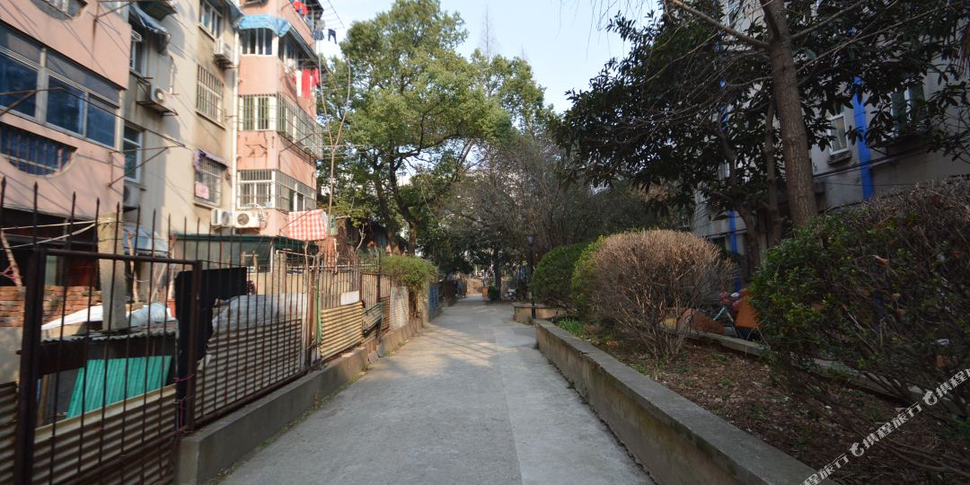 南京校内学生公寓(新庄花园店)