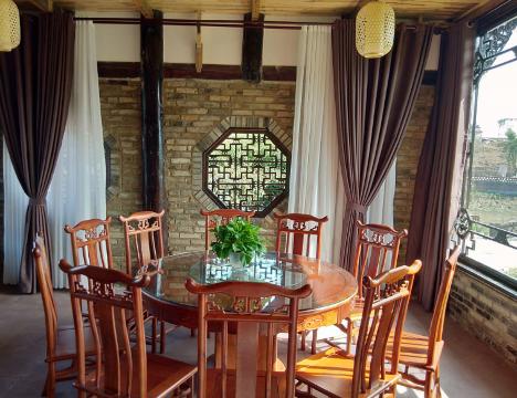 Fog tea manor inn Over view