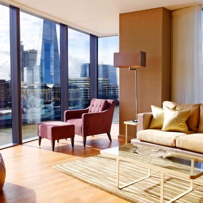 Luxury Three Bedrooms Apartment with Tower Bridge View