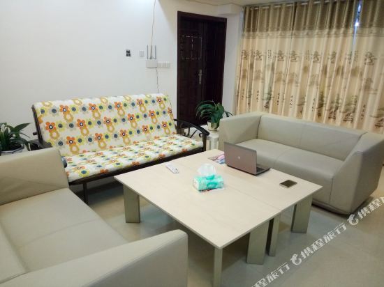 【携程攻略】重庆王府井百货(解放碑店)购物攻