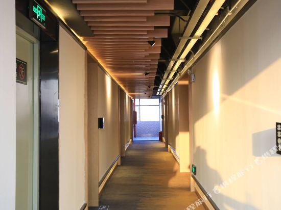 深圳深圳宝安国际机场附近特价酒店查询预订,