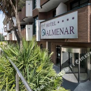 拉斯·罗萨斯·德·马德里Las Rozas Village攻