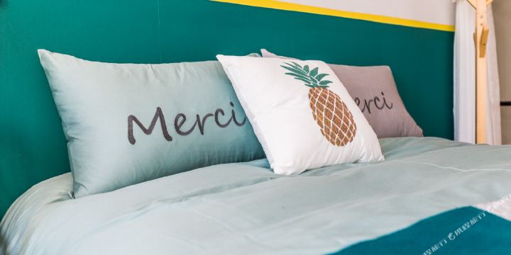 Locals路客青岛市南A57舍公寓(游乐游儿童乐园分店)