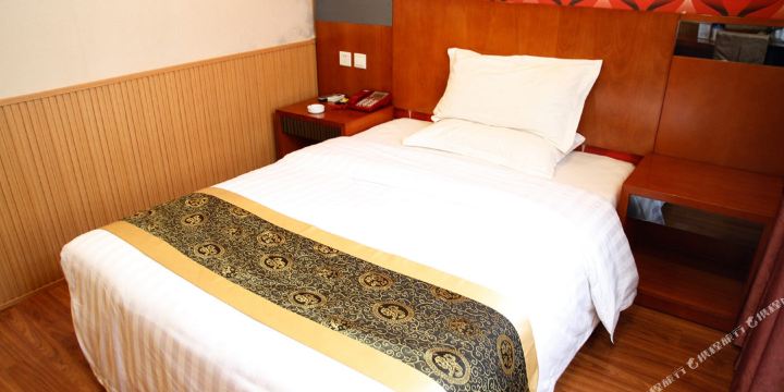 重庆小天鹅火锅_重庆小天鹅人均(2)