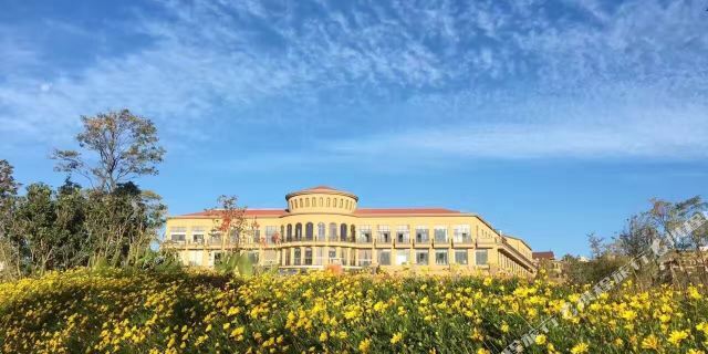 曲靖金麟湾温泉度假酒店1-3晚+可加购金麟湾温