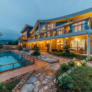 宜都梵璞山居民宿