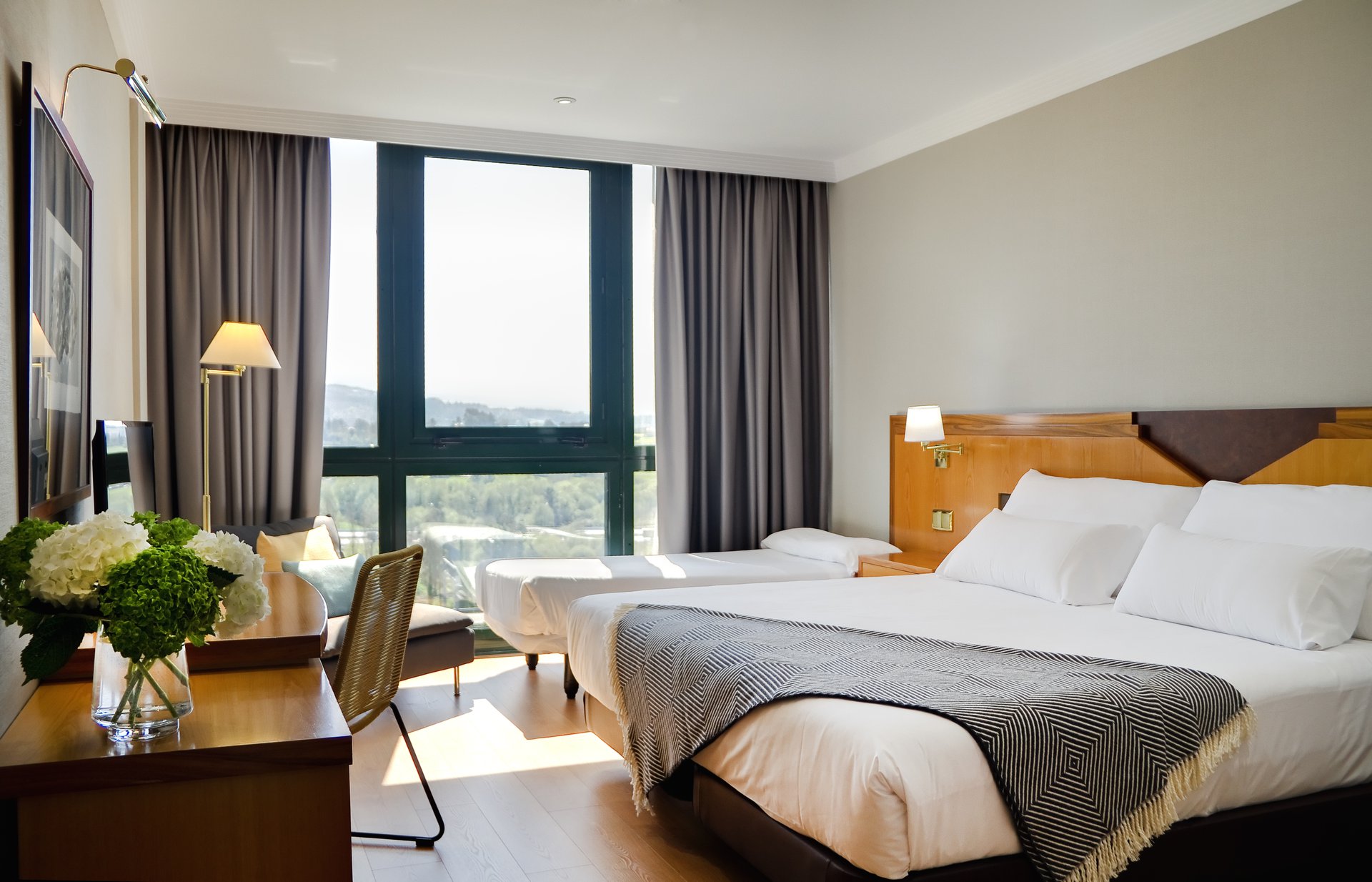 Oca Puerta del Camino Hotel-Santiago de Compostela Updated 2022 Room  Price-Reviews & Deals | Trip.com