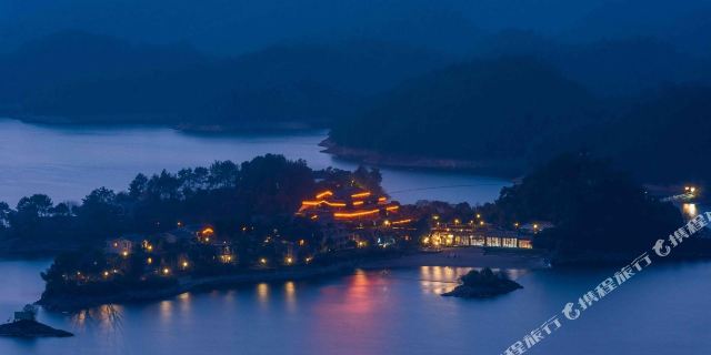 千岛湖温馨岛蝶来度假酒店豪华湖景亲子房+下
