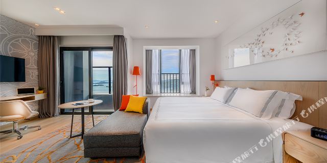 深圳凯贝丽君临海域服务公寓1晚+45层无边际