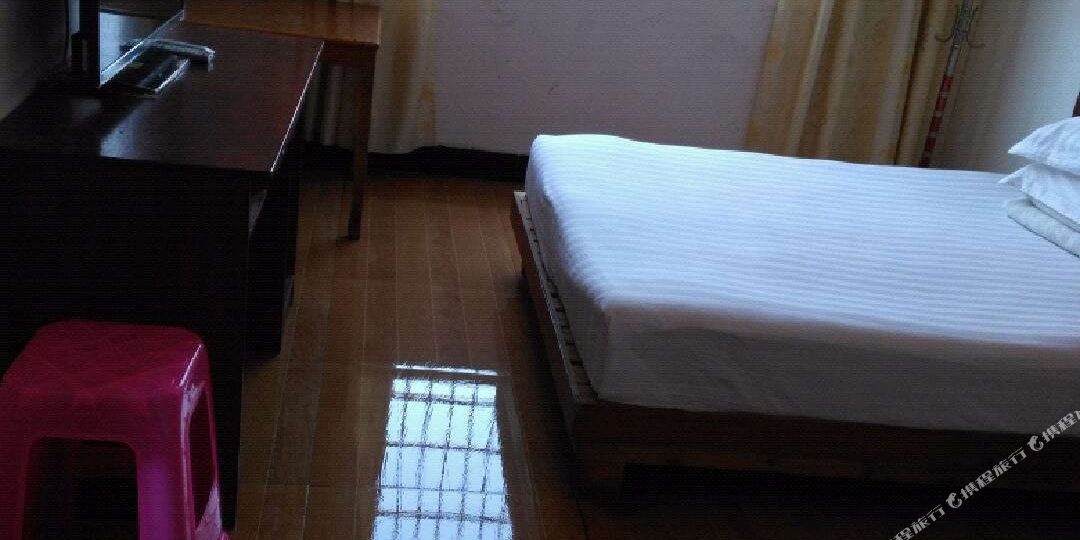 地址(位置,怎么去,怎么走):  常德武陵区文理学院西院后街(三岔口小学