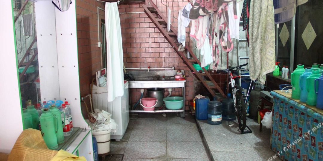 洪福旅馆(还乡店路店)