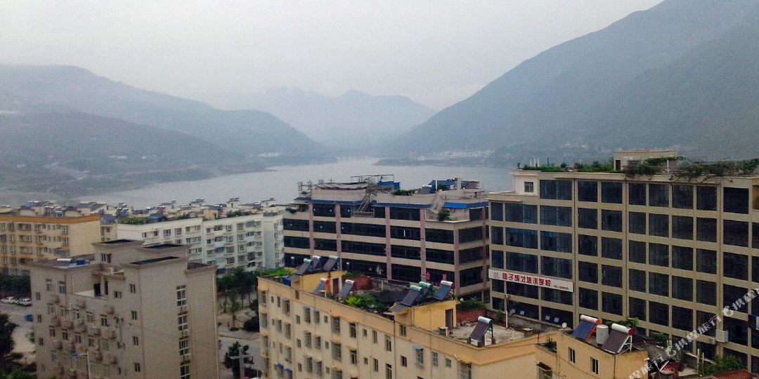 汉源茂源宾馆