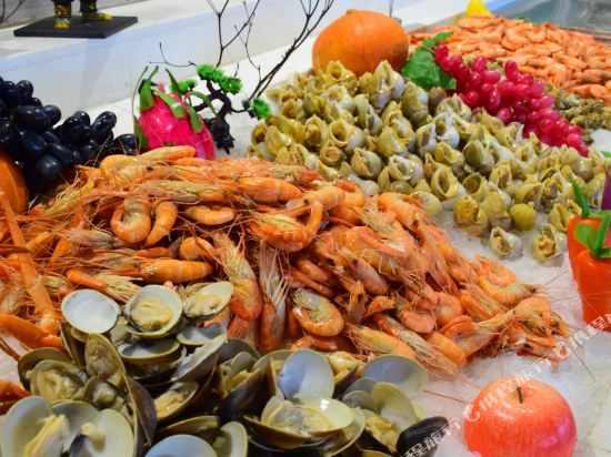 佛山华美达酒店2晚含双早+双人自助晚餐+延时