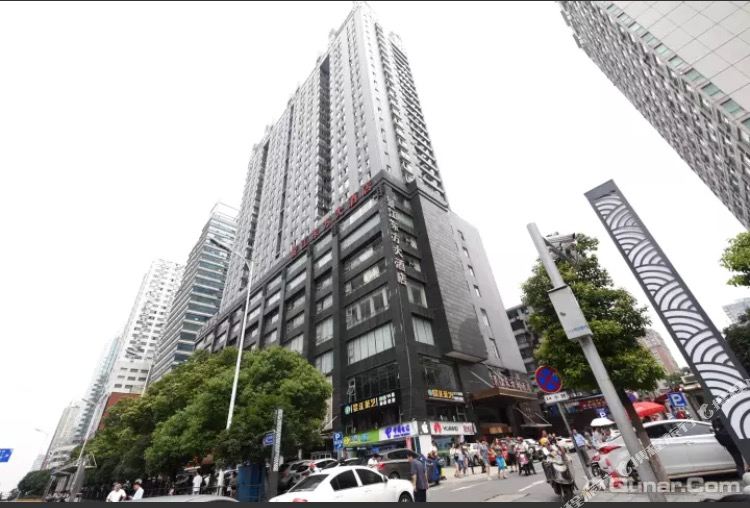 地址(位置,怎么去,怎么走):  湖南省长沙市天心区五一广场景江东方