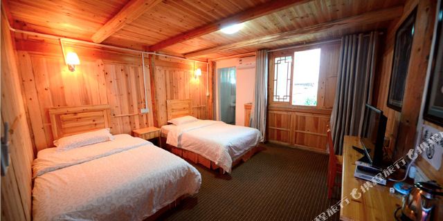 雷山西江三友客栈1-3晚+西江千户苗寨门票2张