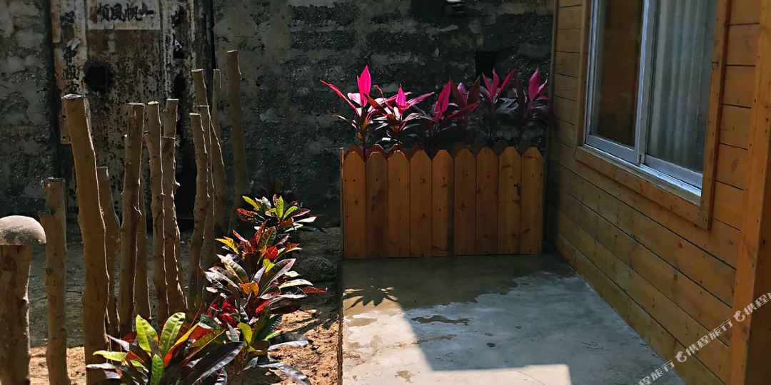 涠洲岛十贰海边木屋