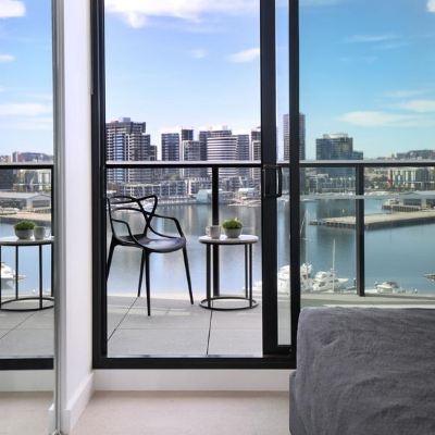 One Bedroom with Study at Collins Wharf
