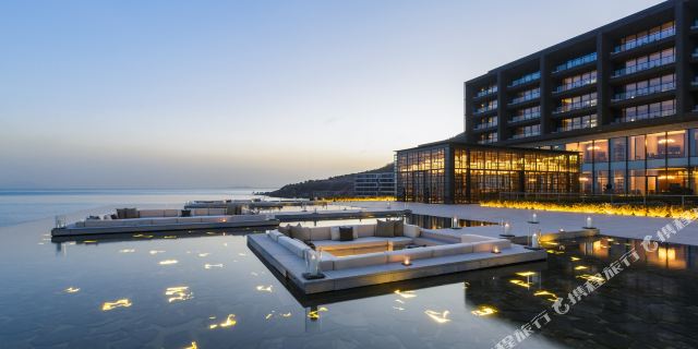 自由行 价更优】青岛涵碧楼酒店海景套房2晚 2大1小精美自助早餐 2大1