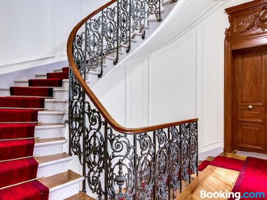 甜蜜公寓 - 彭迪奥香榭丽舍大街预订及价格查询