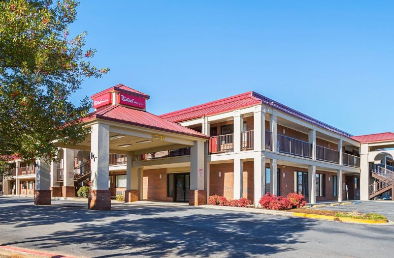 斯科茨伯勒红顶套房酒店(red roof inn suites scottsboro)