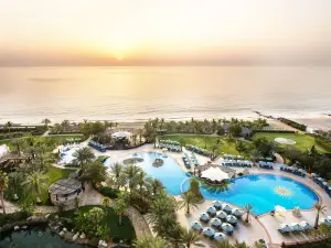 艾阿卡艾美海滩度假村(Le Meridien Al Aqah Beach Resort)
