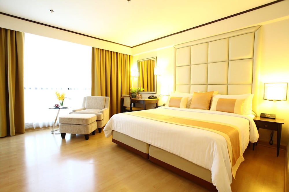 The Four Wings Hotel Bangkok-Bangkok Updated 2023 Room Price-Reviews &  Deals | Trip.com