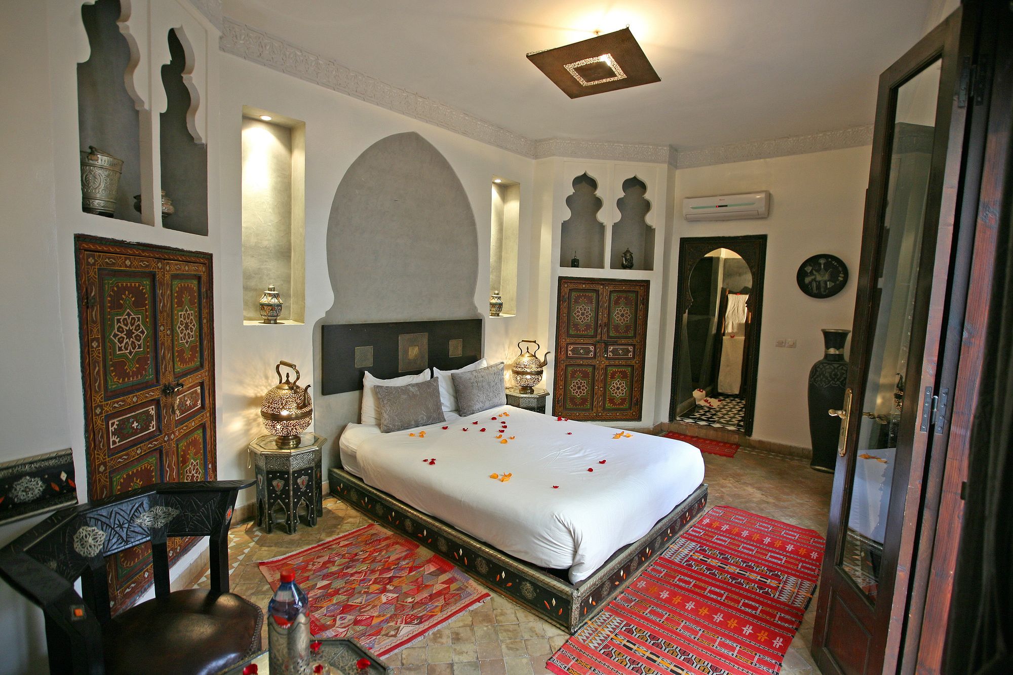 Riad La Porte Rouge-Marrakech Updated 2022 Room Price-Reviews & Deals |  Trip.com