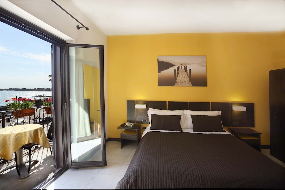Hotel San Giovanni-Giardini Naxos Updated 2022 Room Price-Reviews & Deals |  Trip.com