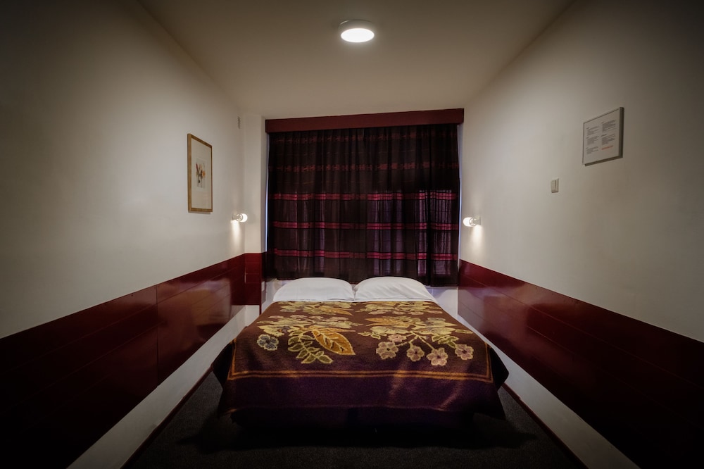 Budget Hotel Ben-Amsterdam Updated Room Price-Reviews & | Trip.com