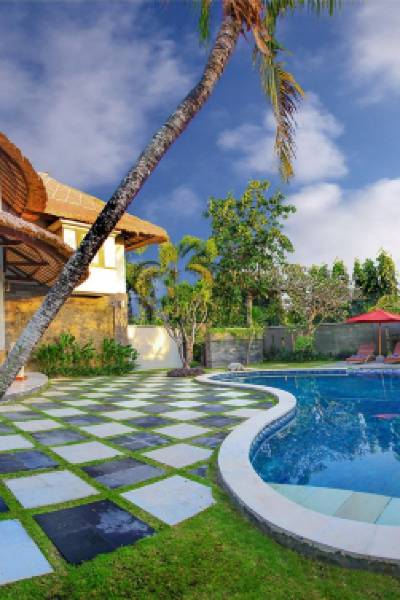 阿比峇里島假日及別墅酒店