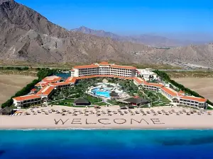 富查伊拉罗塔纳水疗度假酒店(Fujairah Rotana Resort & Spa)