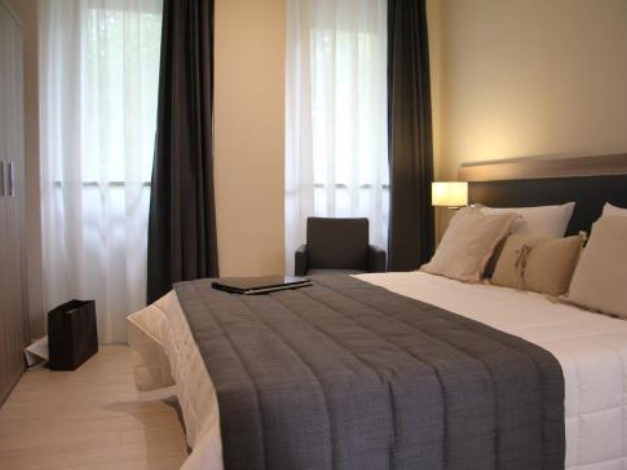 Hotel Zara Milano-Milan Updated 2022 Room Price-Reviews & Deals | Trip.com