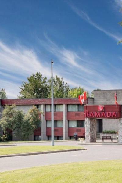 Ramada by Wyndham Pinewood Park Resort North Bay